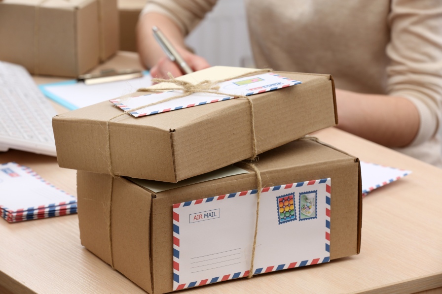 Thời gian gửi giấy tờ qua bưu điện mất bao lâu?